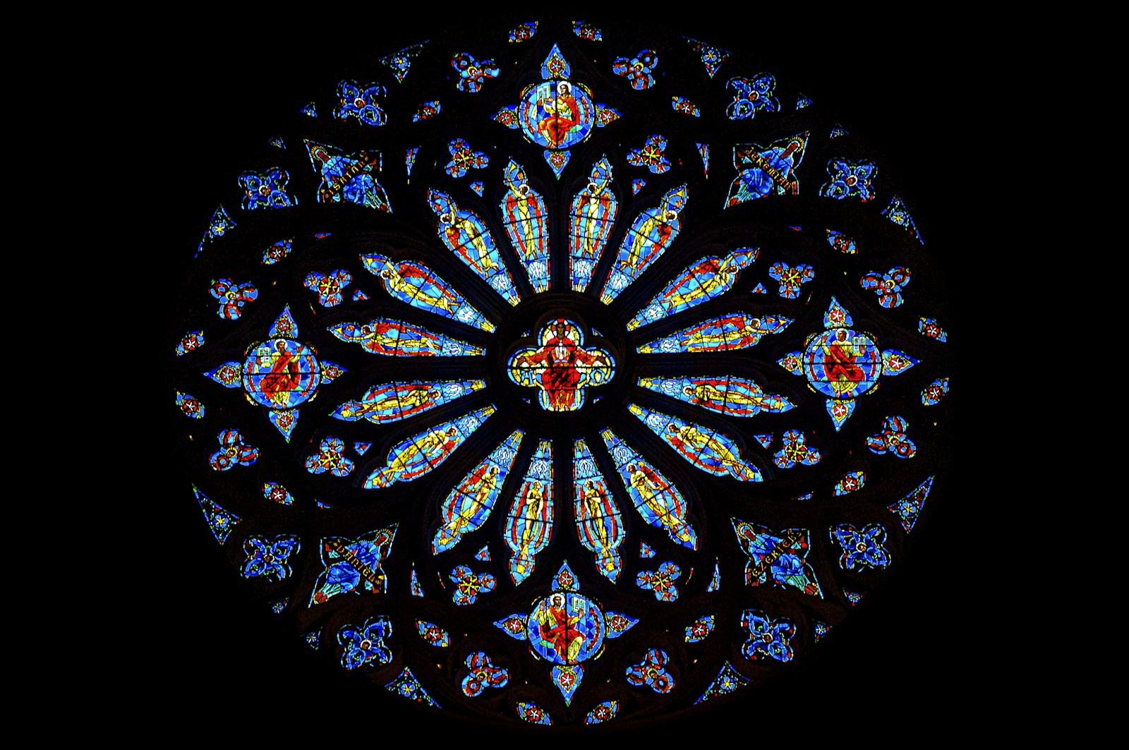 round blue nad red decor r