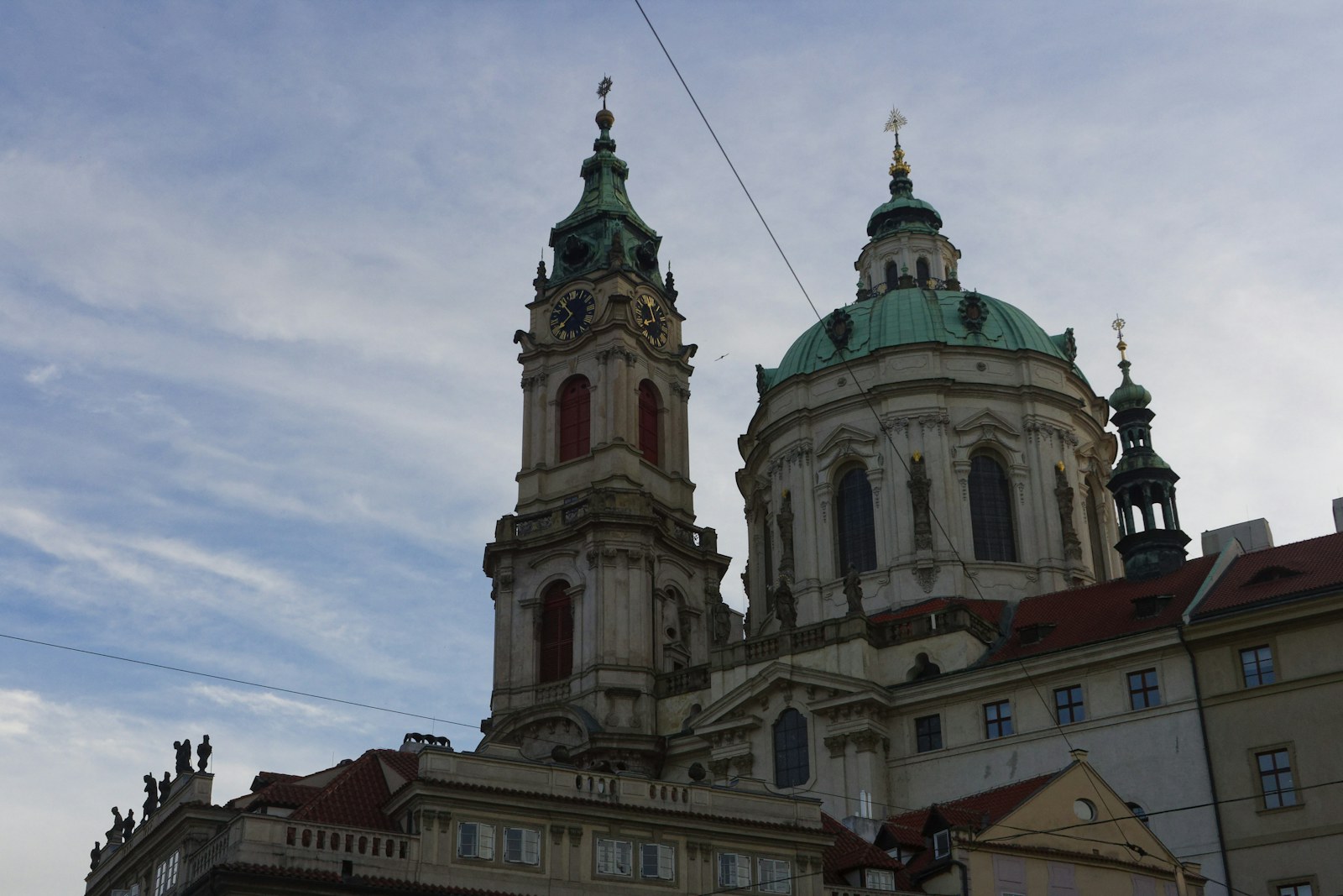 a large building with two towers on top of it