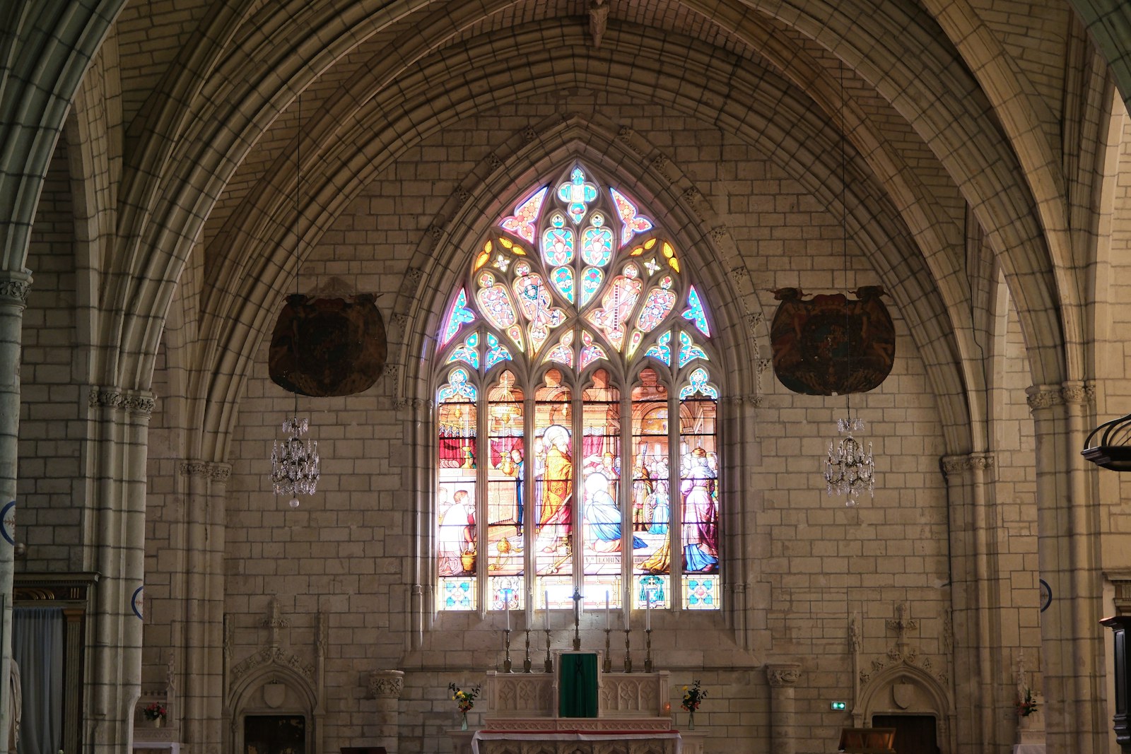A church with a large stained glass window